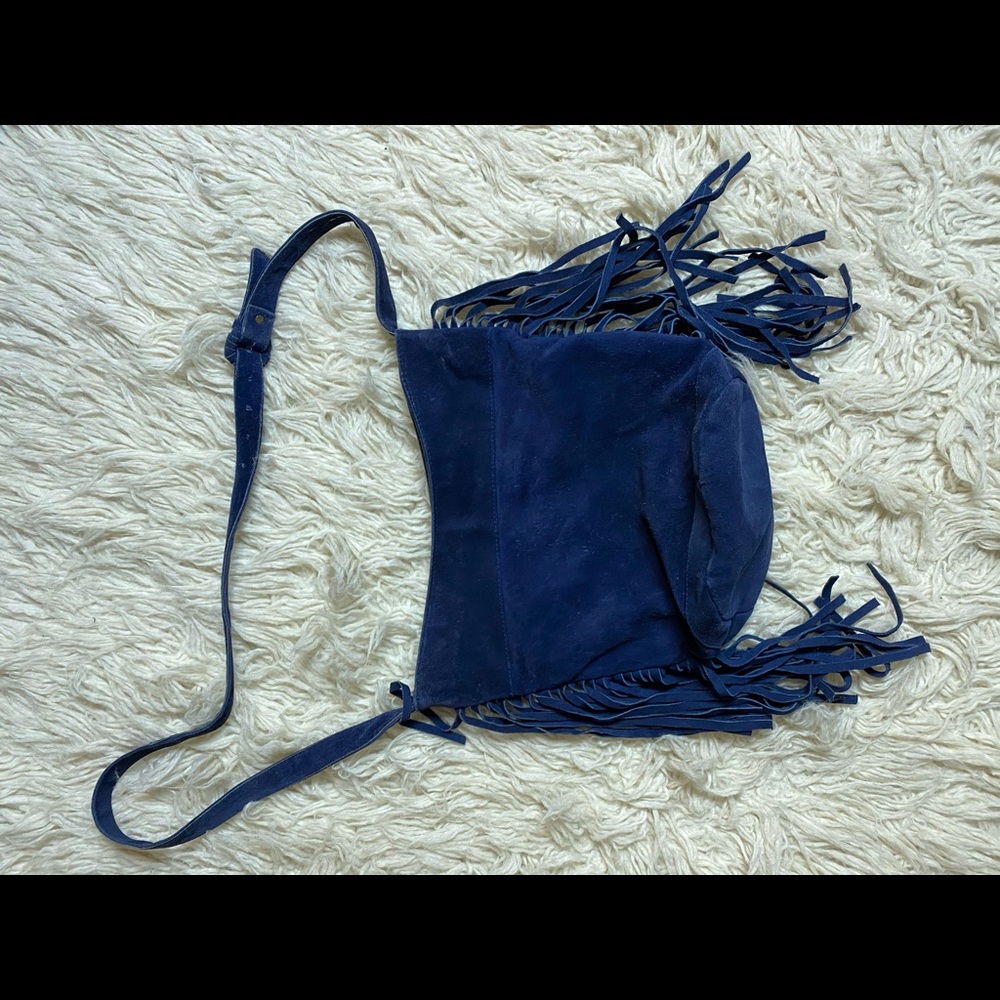 ⚡️urban outfitters⚡️ bucket fringe bag